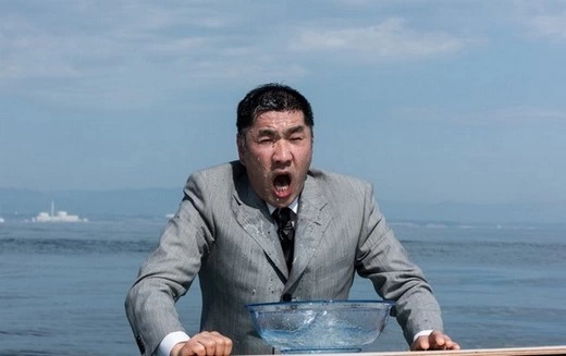 Видео-перфоманс «Counter voice in the water at Fukushima». 2014